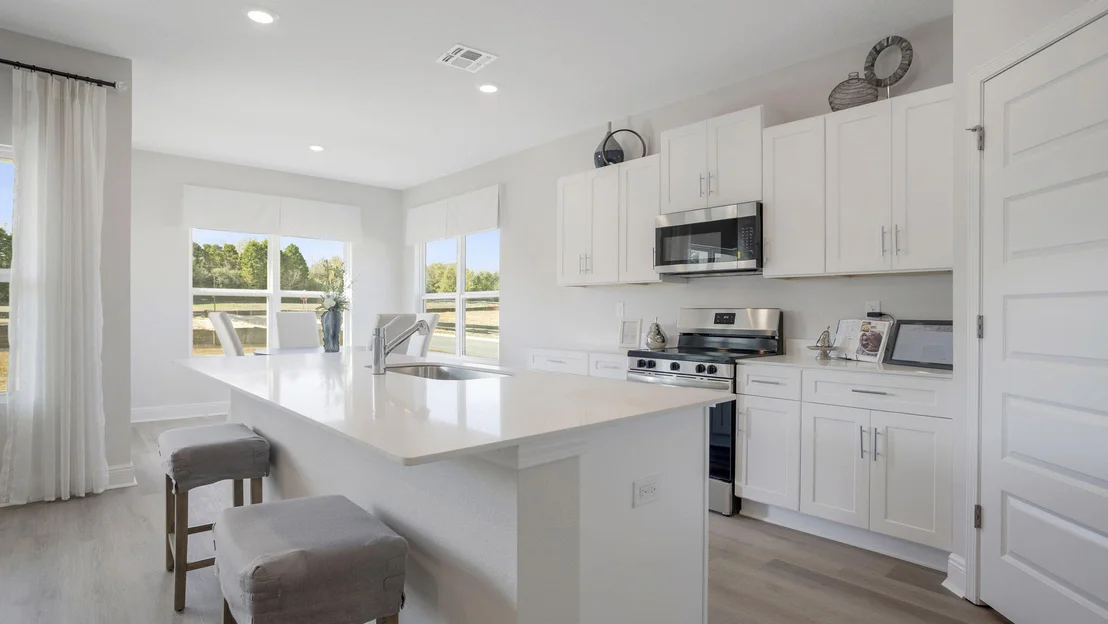 Photo of 5326 Macarthur Drive