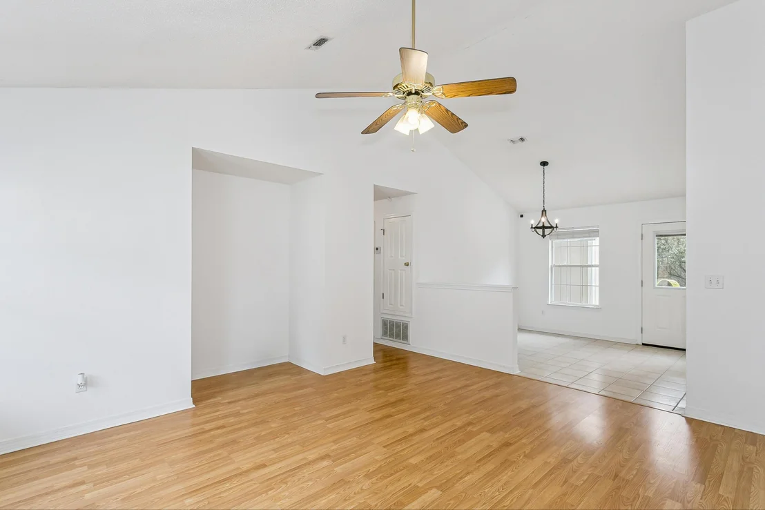 Photo of 548 Hyde Park Drive