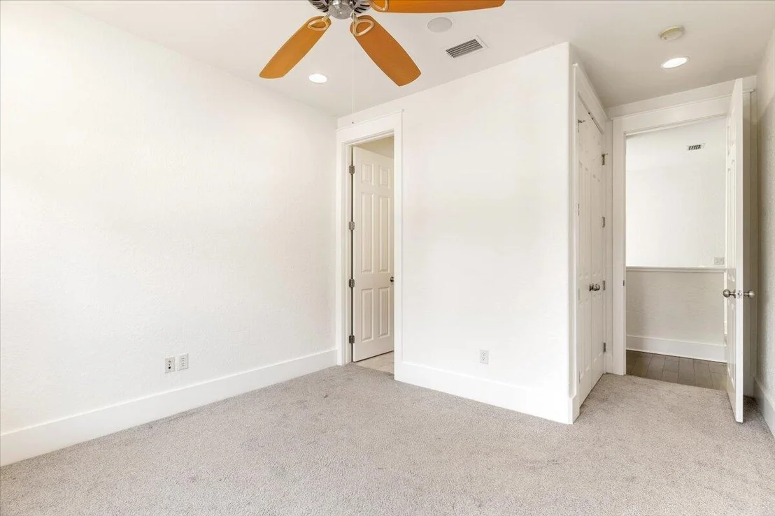 Photo of 31 Beacon Point Drive