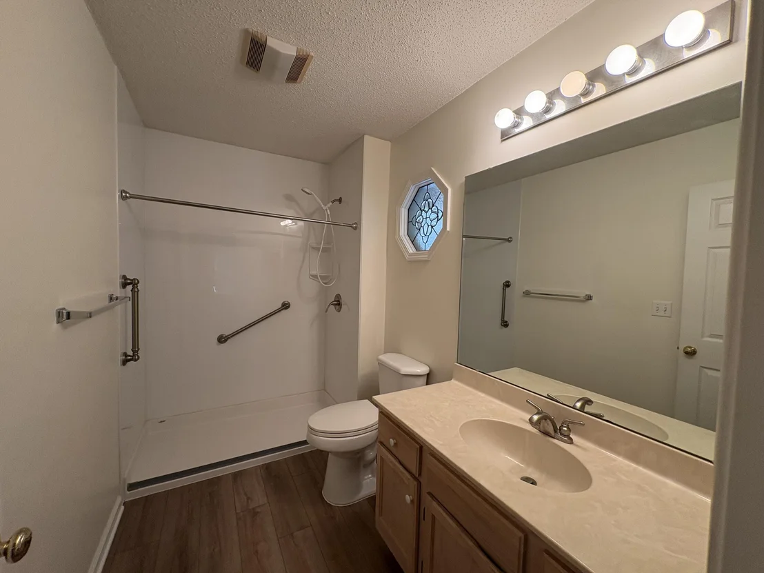 Photo of 110 Poplar Place