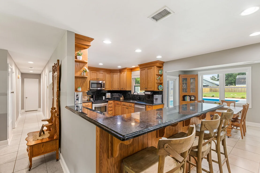 Photo of 804 Mars Street