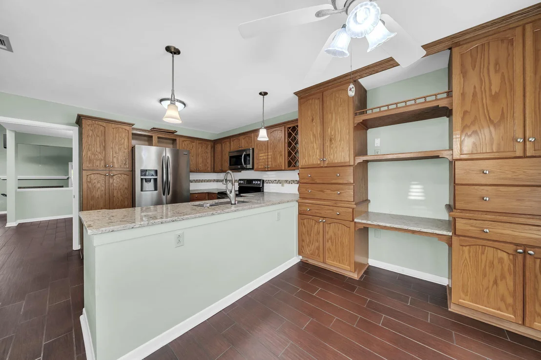 Photo of 129 Gleneagles Drive