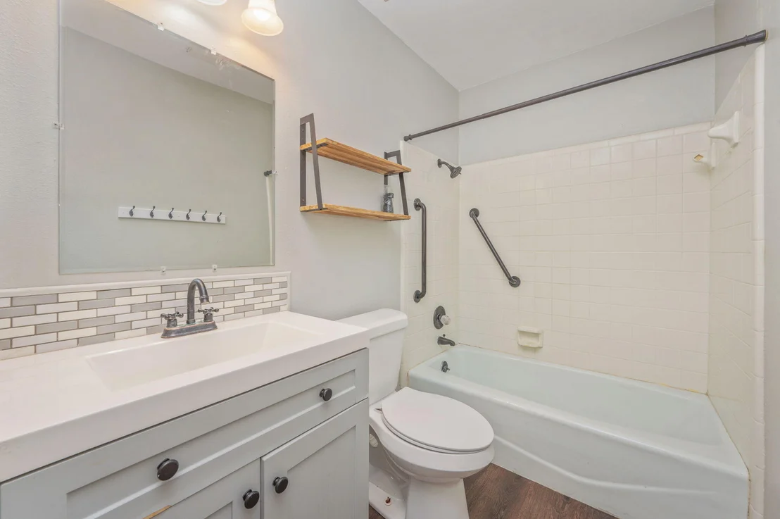 Photo of 140 Gillis Drive