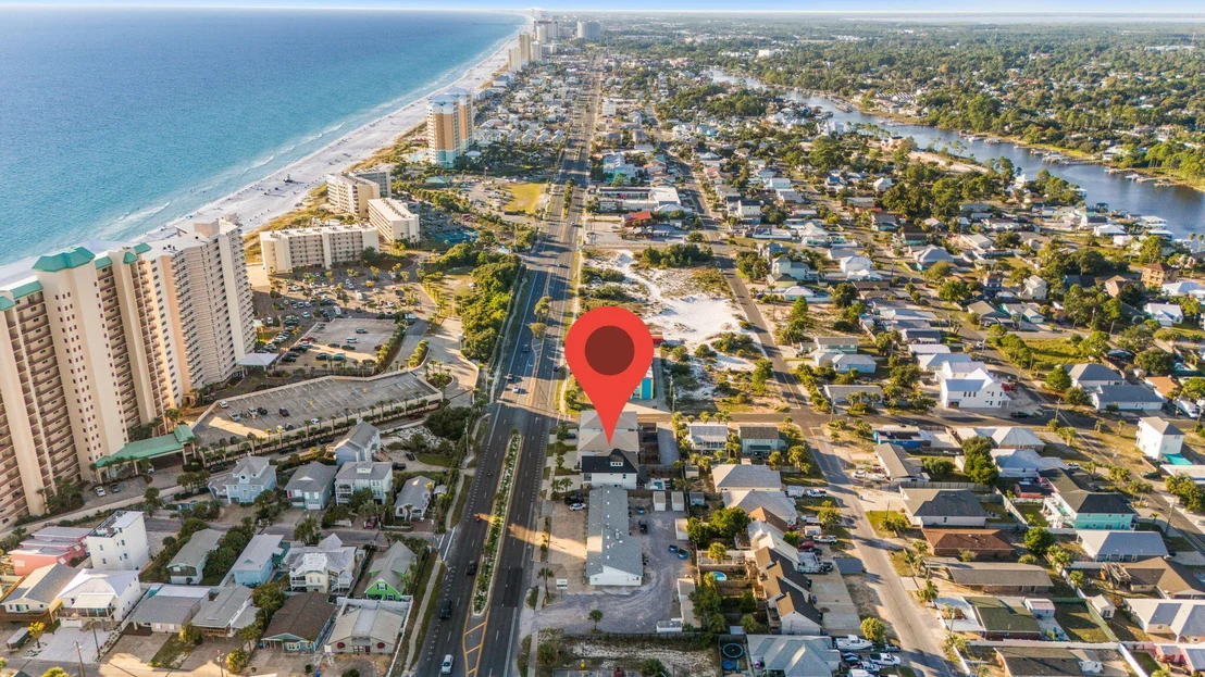 Photo of 7028 Thomas Drive