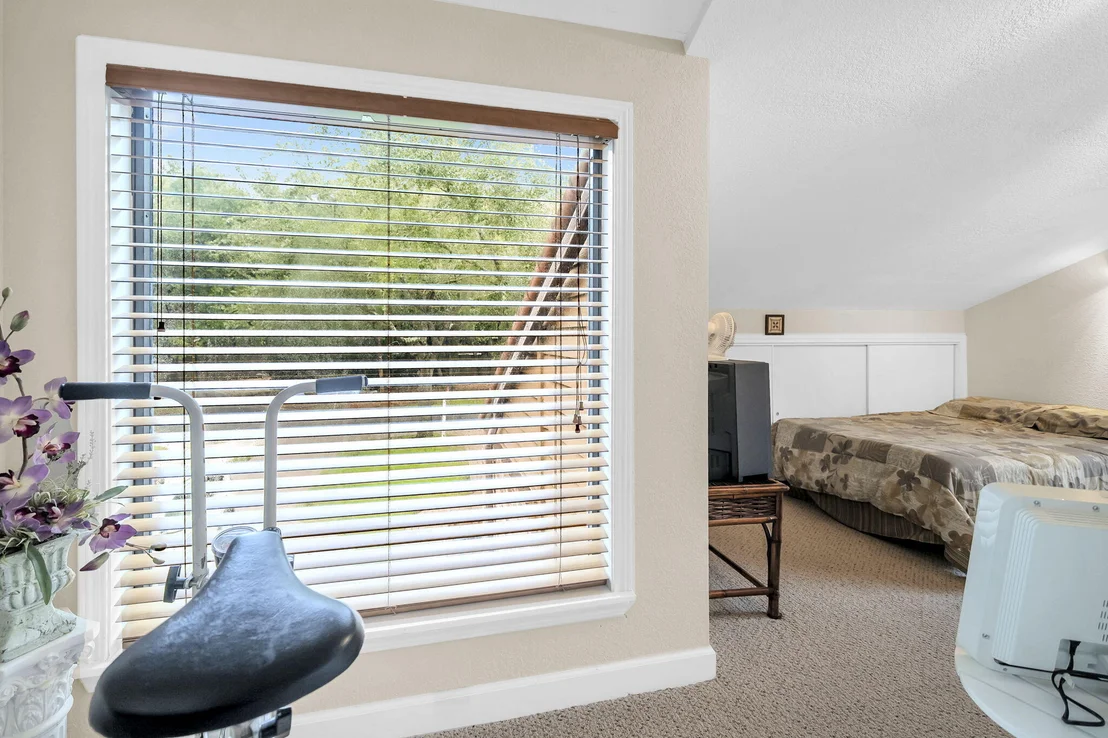 Photo of 204 Regatta Drive