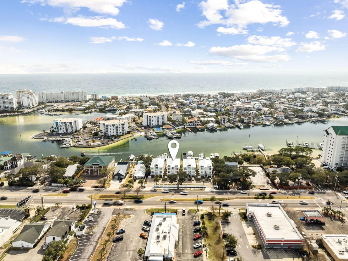 Photo of 714 Harbor Boulevard