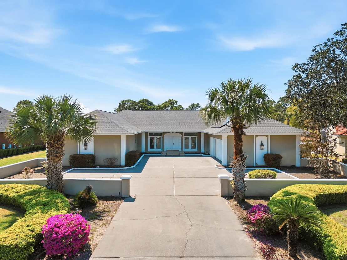 Photo of 8 Weekewachee Circle