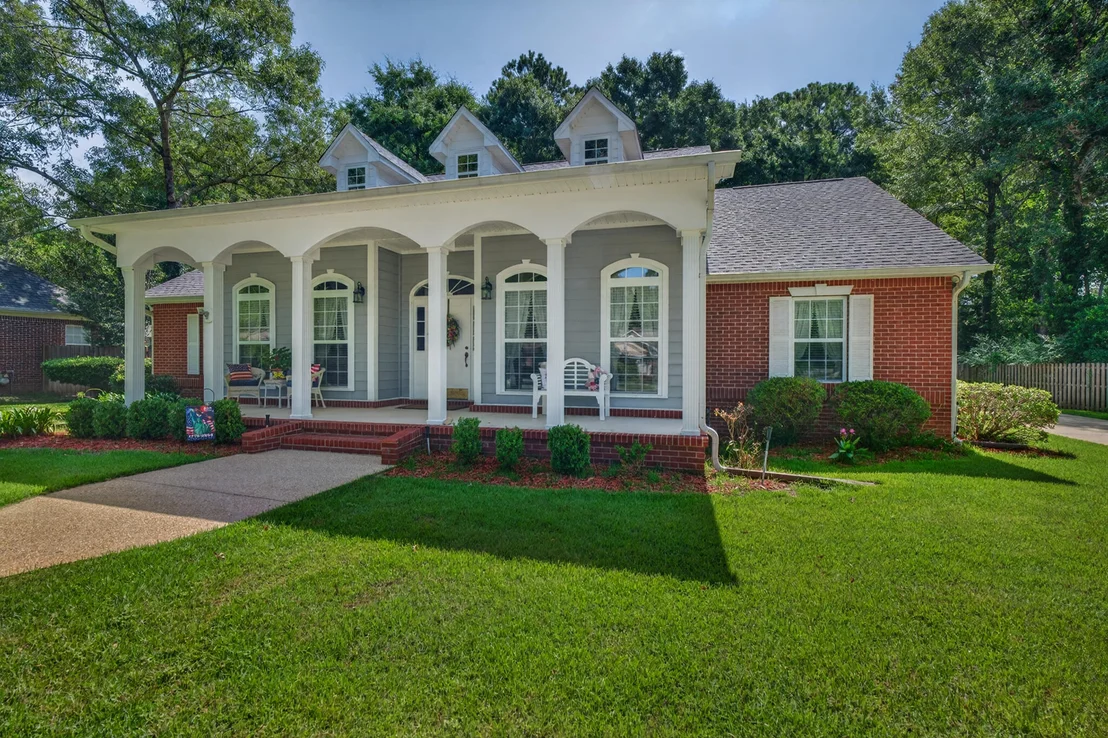 Photo of 6021 Dorchester Place
