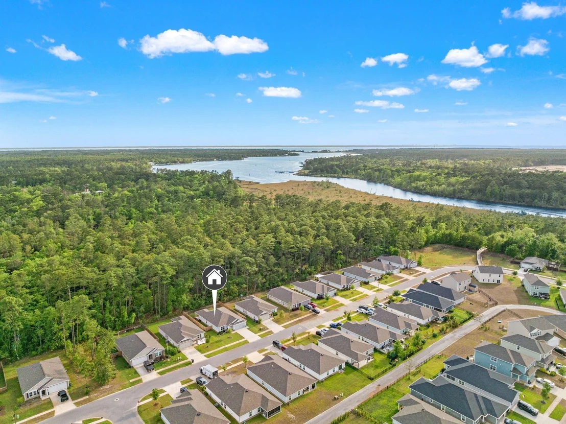 Photo of 740 Riverwalk Circle