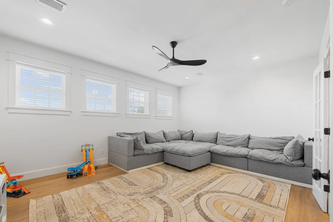 Photo of 13796 FL-81