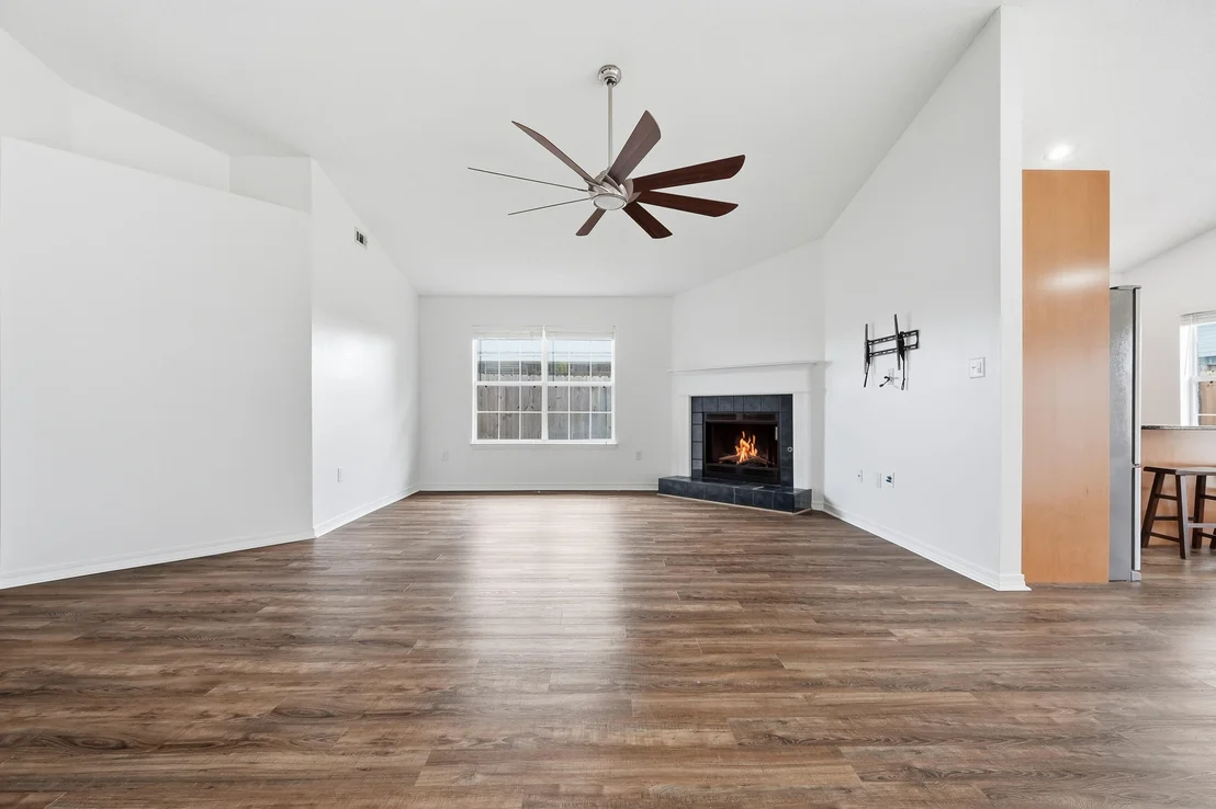 Photo of 4643 Sunsail Circle