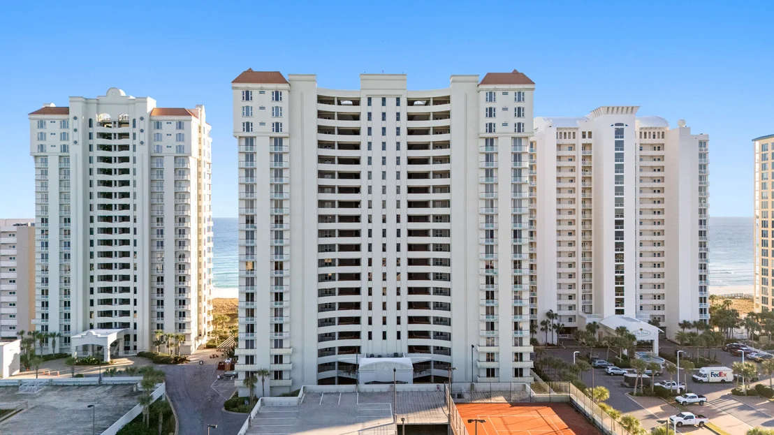 Photo of Unit PH2E at 8501 Gulf Boulevard