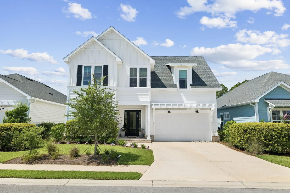 Photo of 215 Suwannee Drive