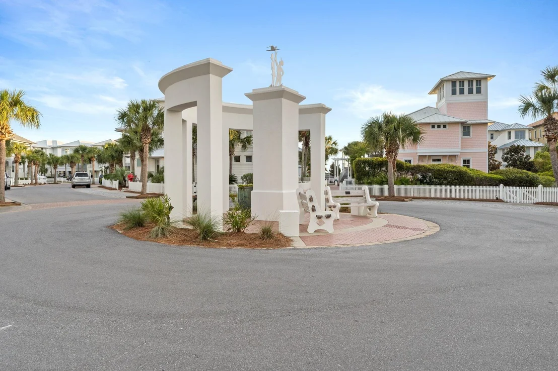 Photo of 323 Beachside Drive