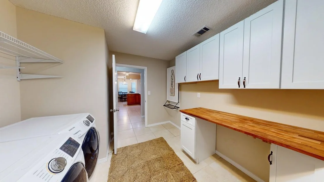 Photo of 855 Mande Court