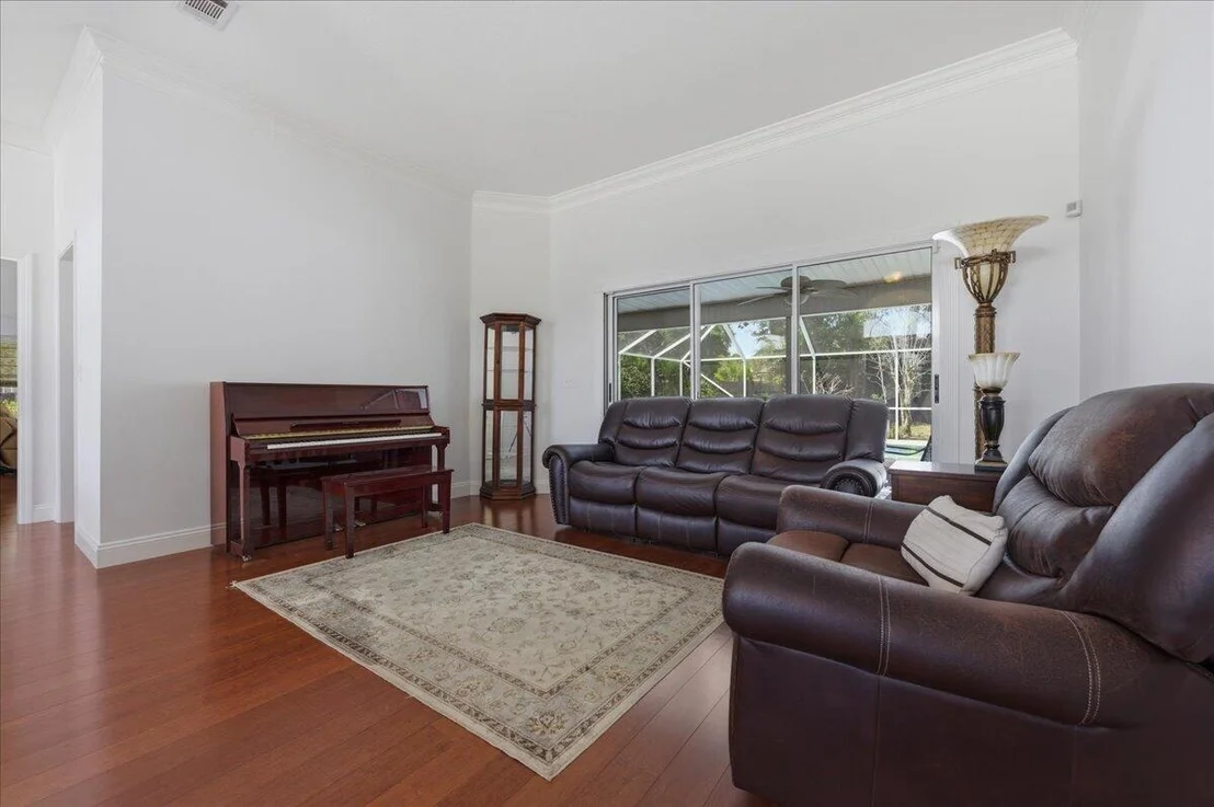 Photo of 4034 Bond Circle