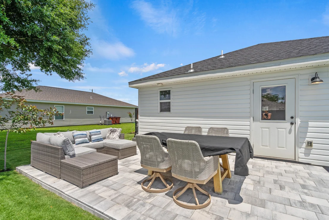 Photo of 5370 Highview Drive
