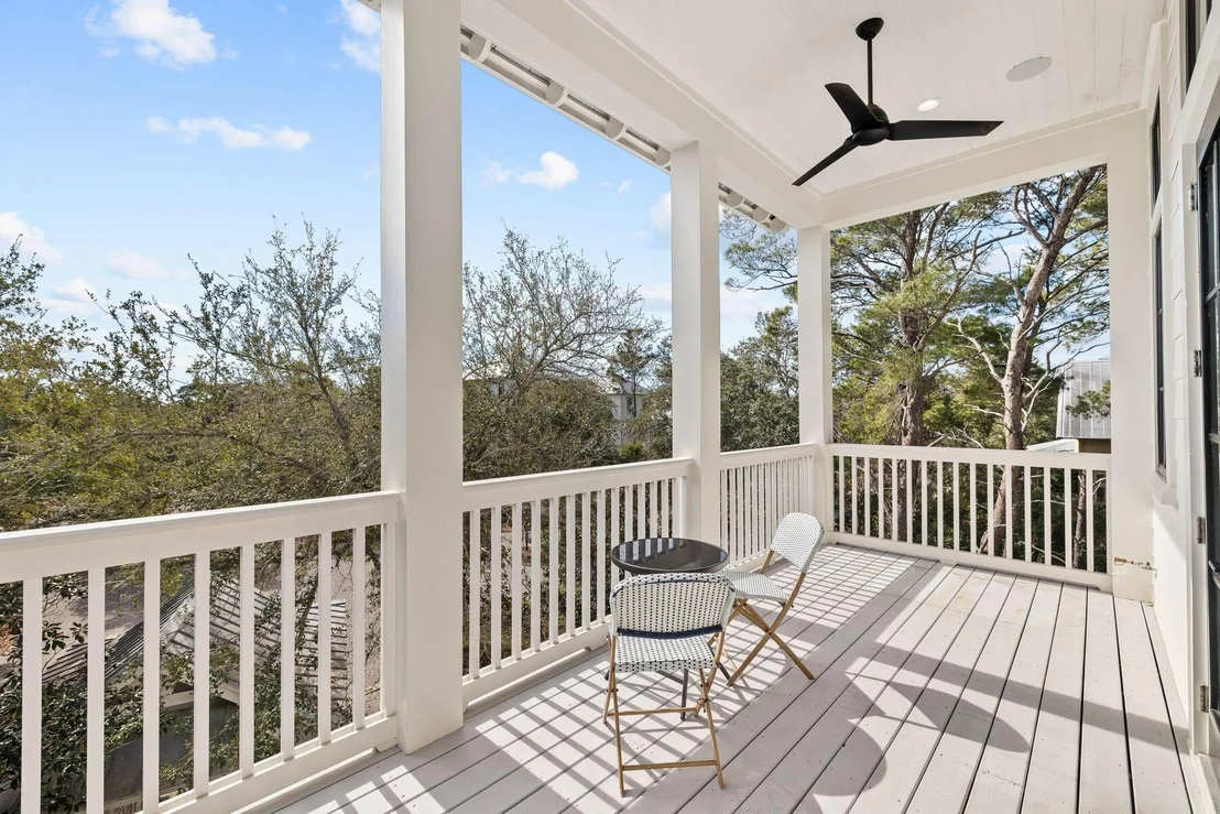 Photo of 42 Grande Pointe Circle