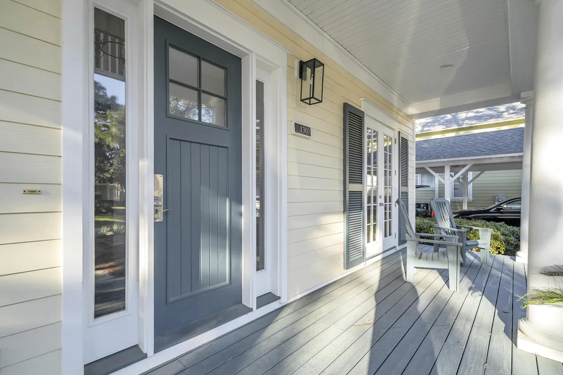 Photo of 1303 Laurel Way