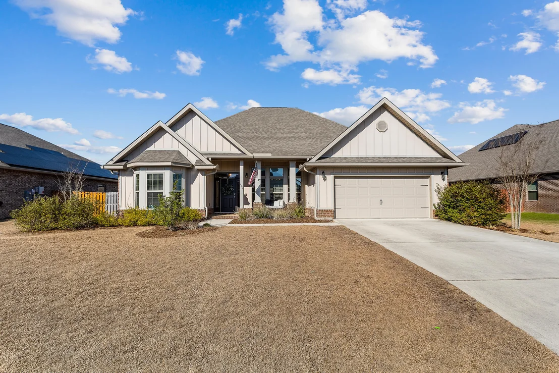 Photo of 412 Chickadee Street