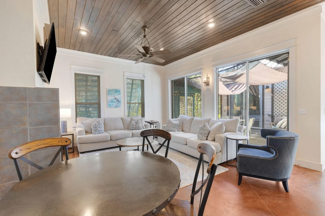 Photo of 714 Allen Loop Drive