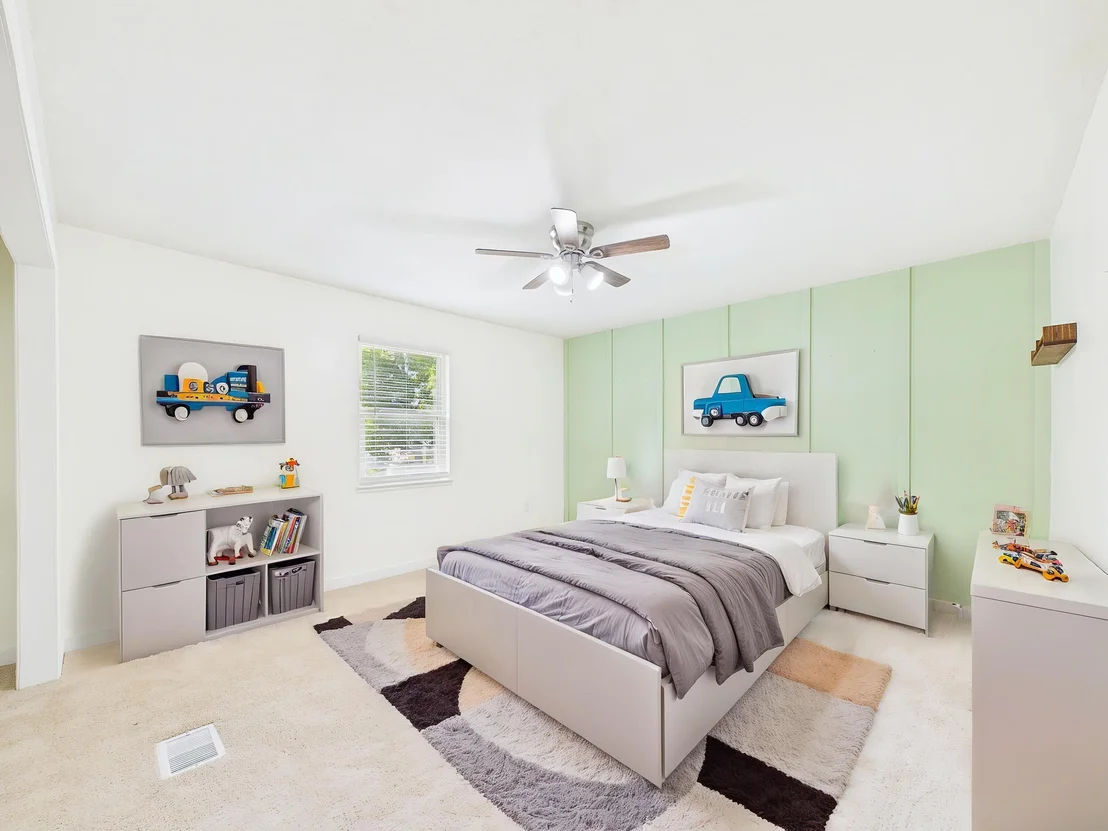 Photo of 3284 Fairview Avenue