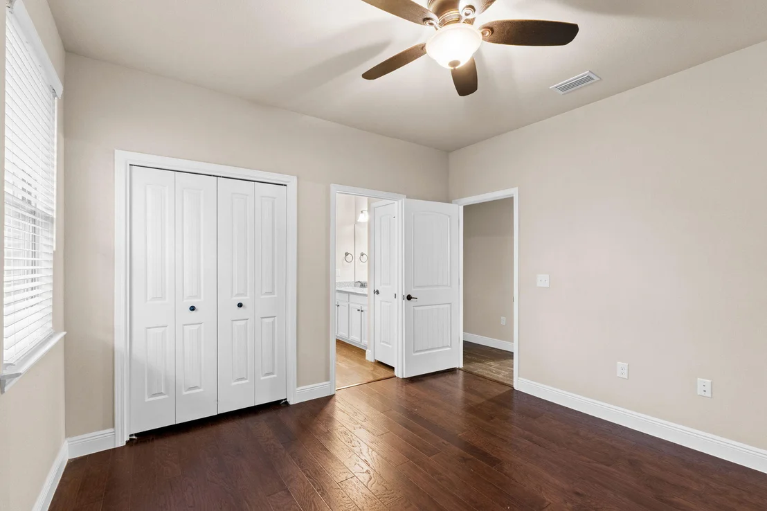 Photo of 48 Madiera Drive