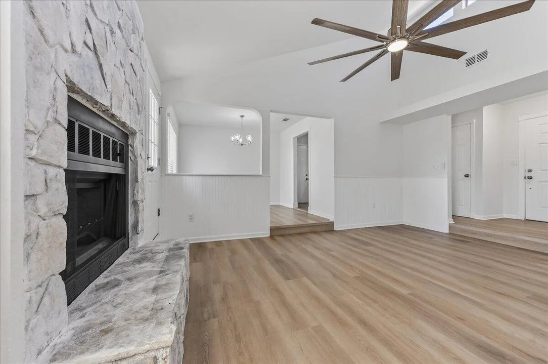 Photo of 1102 Quail Circle