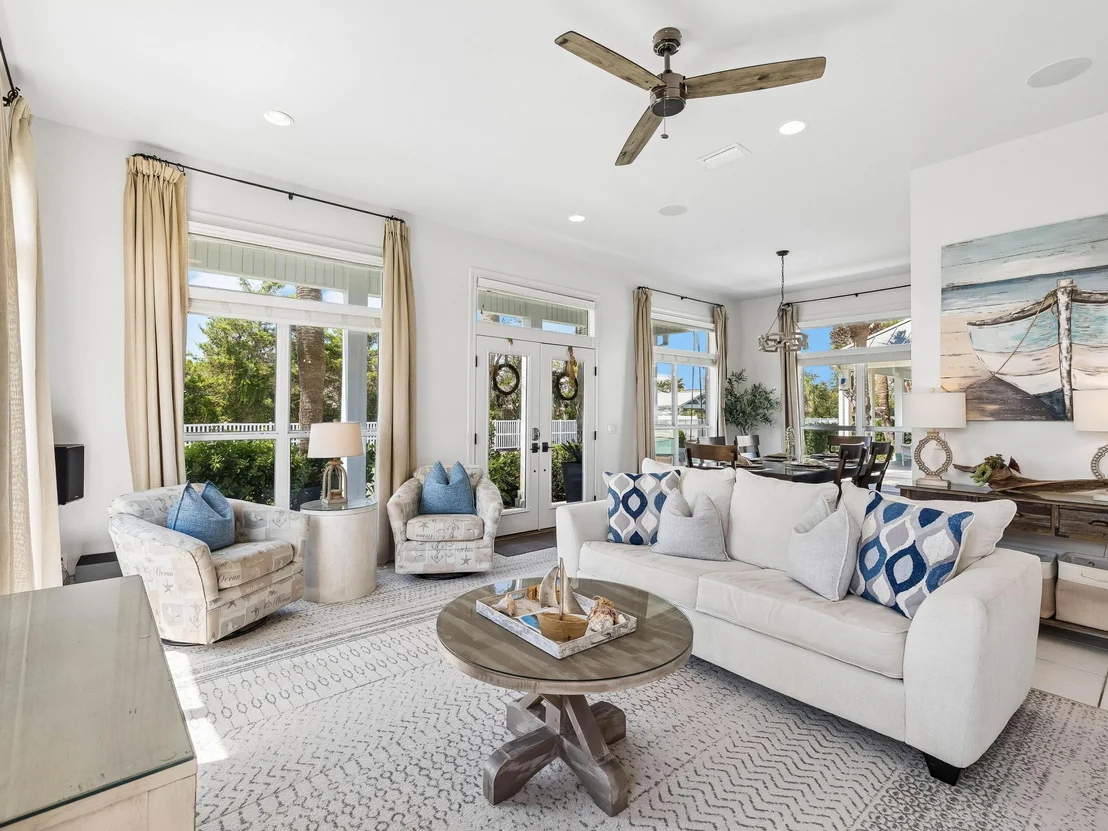 Photo of 351 Maravilla Drive