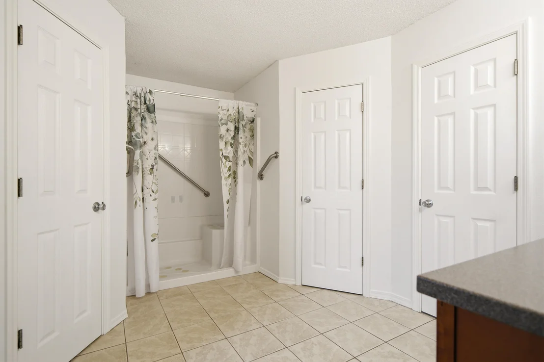 Photo of 2016 Candlewood Drive
