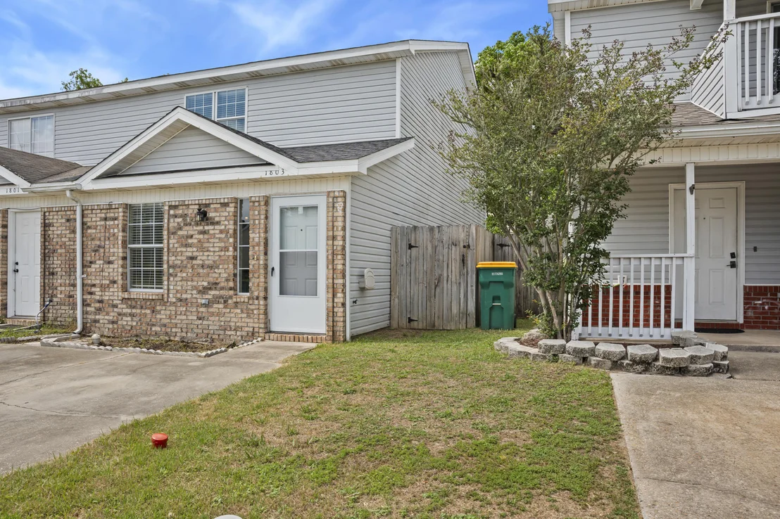 Photo of 1803 Pointed Leaf Lane
