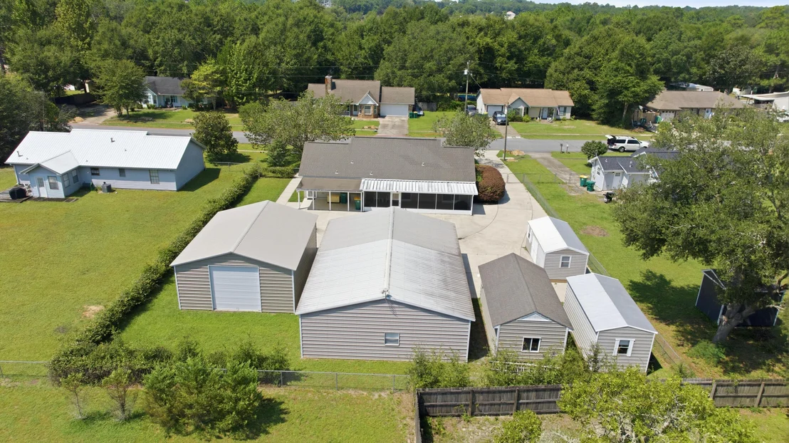 Photo of 220 W Walker Circle