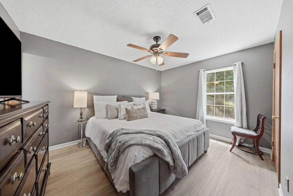 Photo of 532 Springtime Avenue