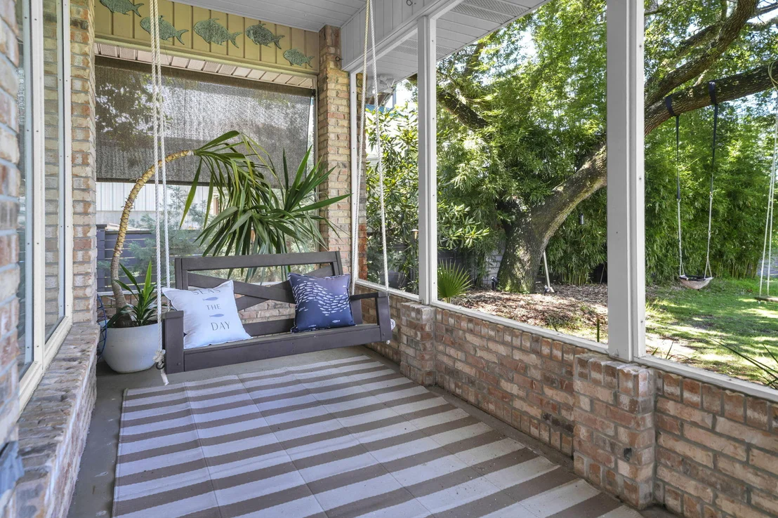 Photo of 821 Cross Street