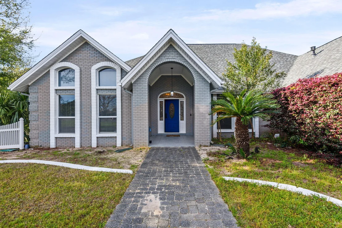 Photo of 83 Lake Lorraine Circle