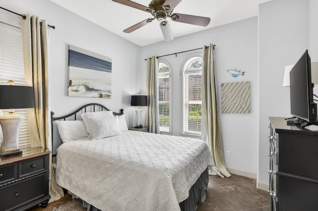 Photo of 212 Rue St Tropez