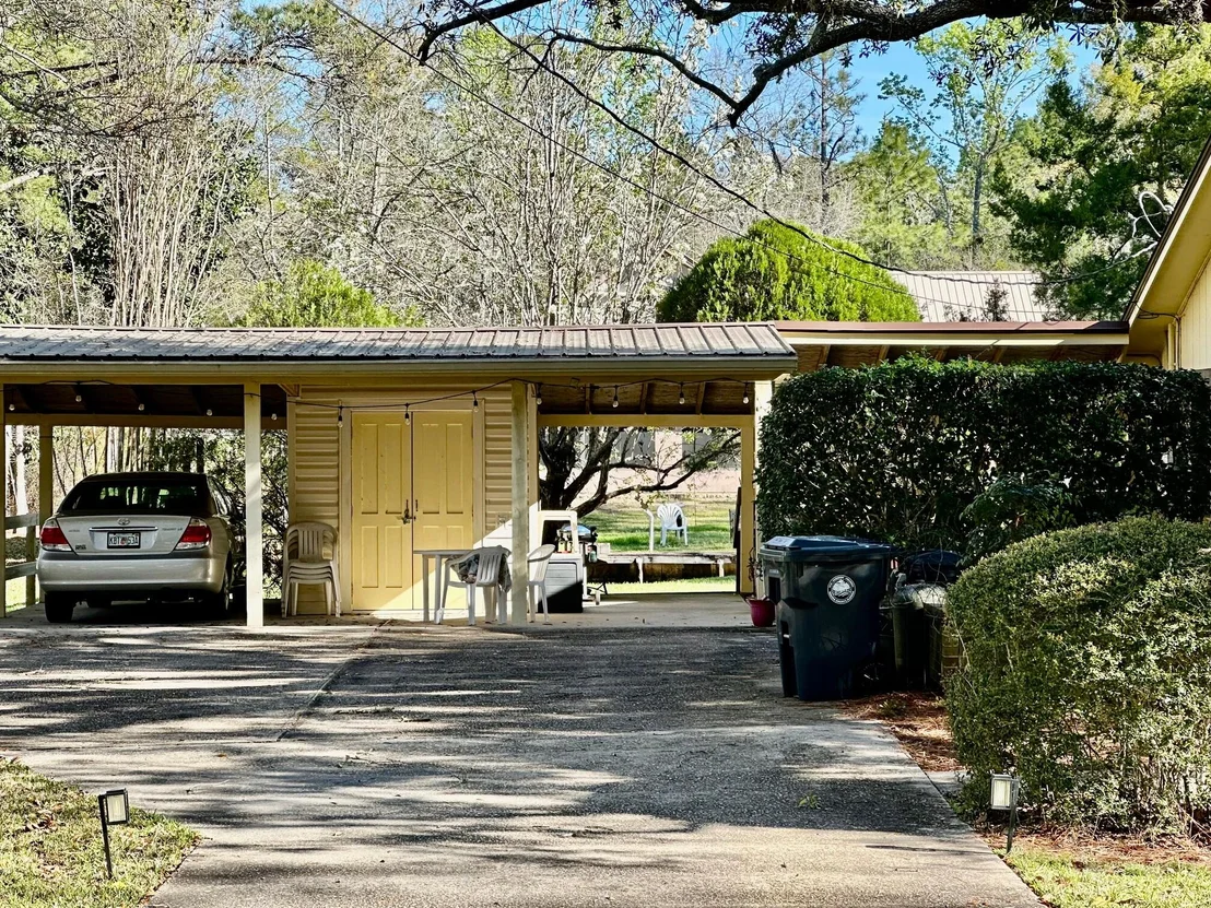 Photo of 444 Pitts Bayshore Drive
