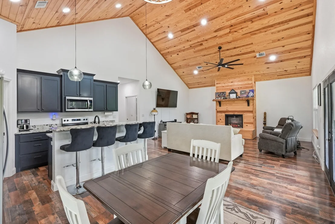 Photo of 5325 Red Clover Lane