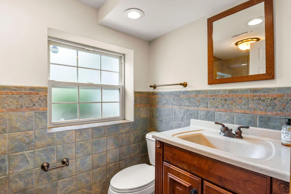 Photo of 5 Maple Avenue