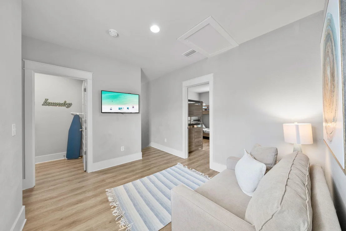 Photo of 251 Gulfview Circle