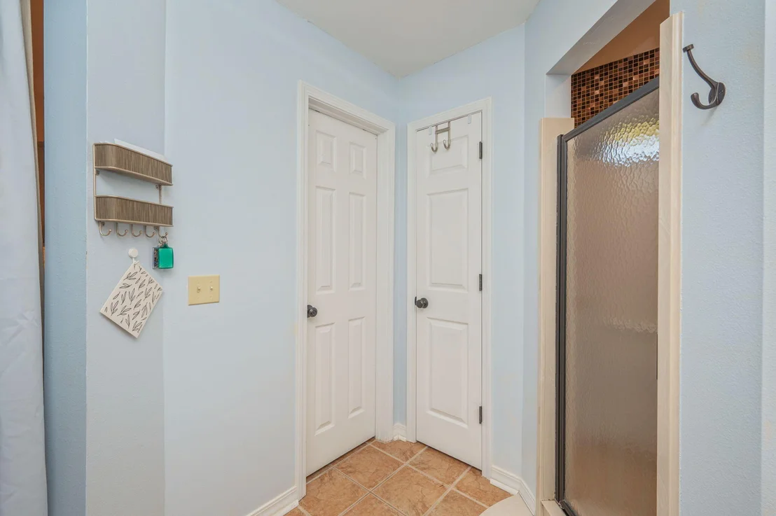 Photo of 1395 Windward Lane