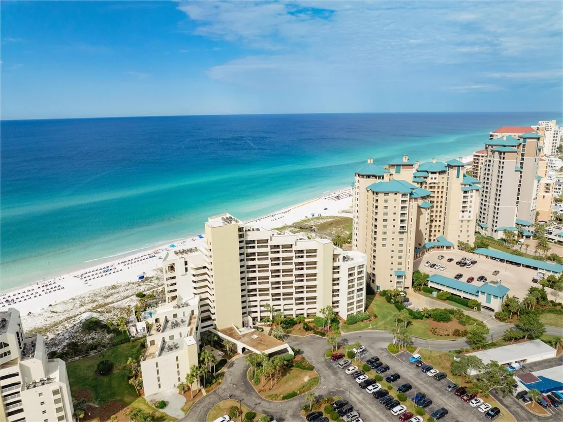 Photo of Unit 4033 at 4033 Beachside One Drive