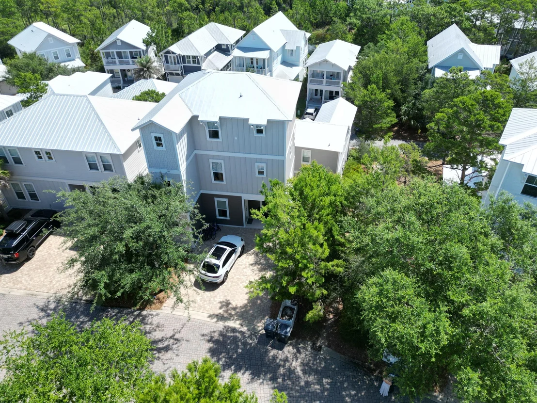 Photo of 275 Gulfview Circle