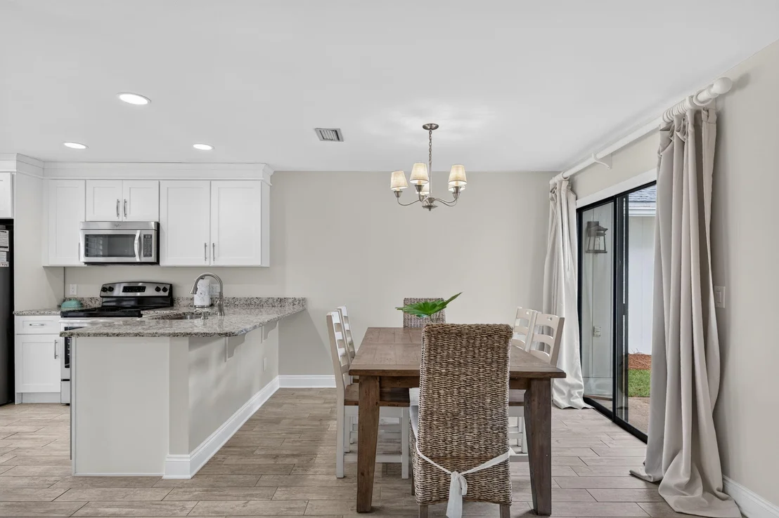Photo of 485 W Linkside Place
