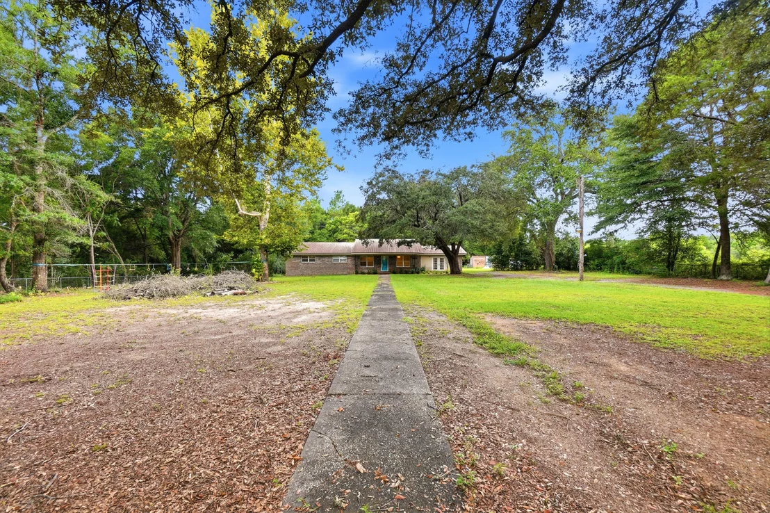 Photo of 3174 Earl Kennedy Road