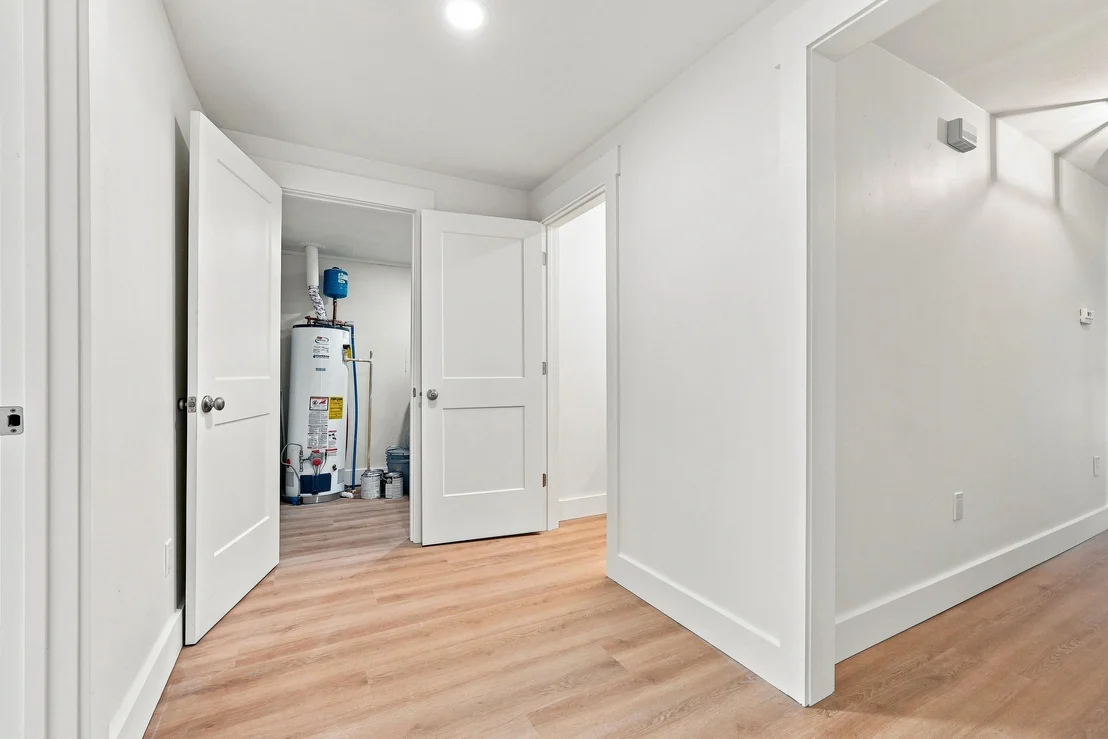Photo of 1215 S Cedar Avenue
