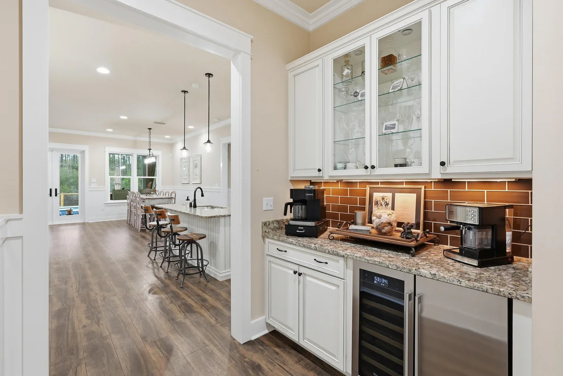 Photo of 295 Medley Street