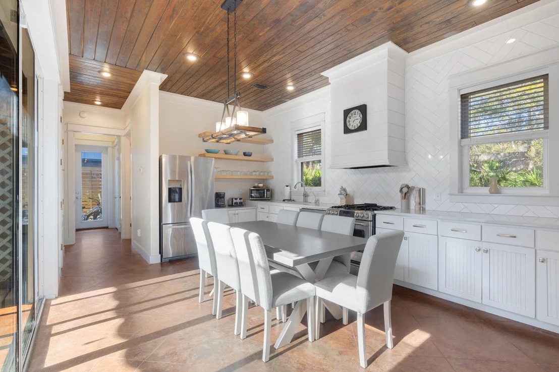 Photo of 714 Allen Loop Drive