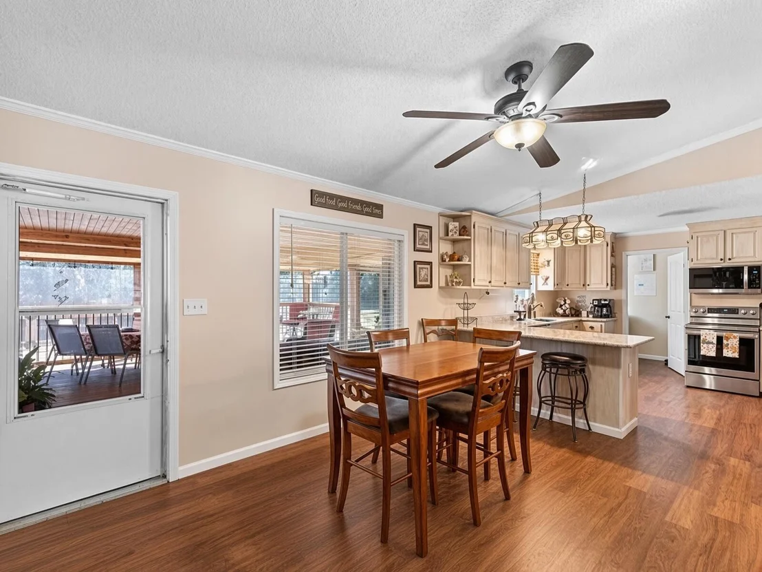 Photo of 9651 Sunnybrook Drive