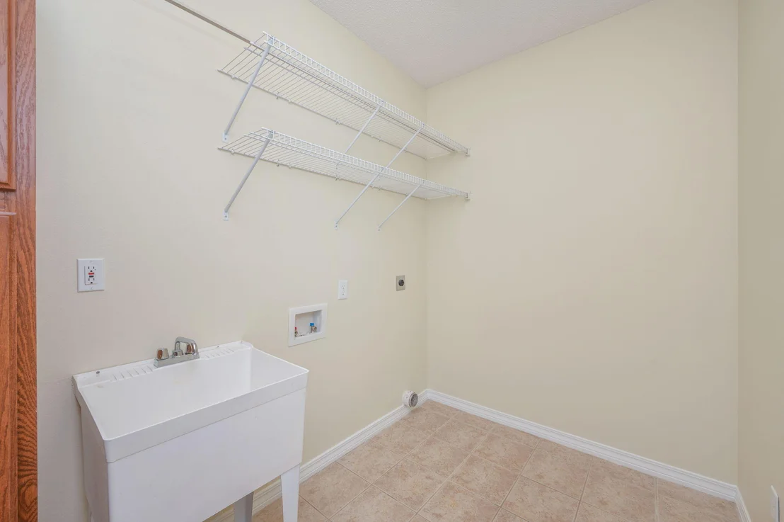 Photo of 5552 Frontier Drive